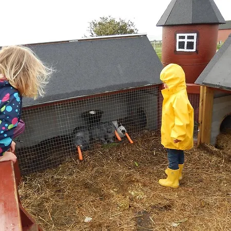 Humlum Camping & Cottages Campingplads *