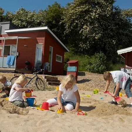 Humlum Camping & Cottages Campingplads *