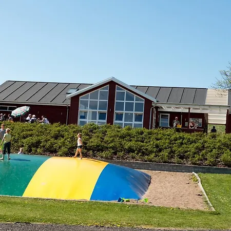 Humlum Camping & Cottages Campingplads